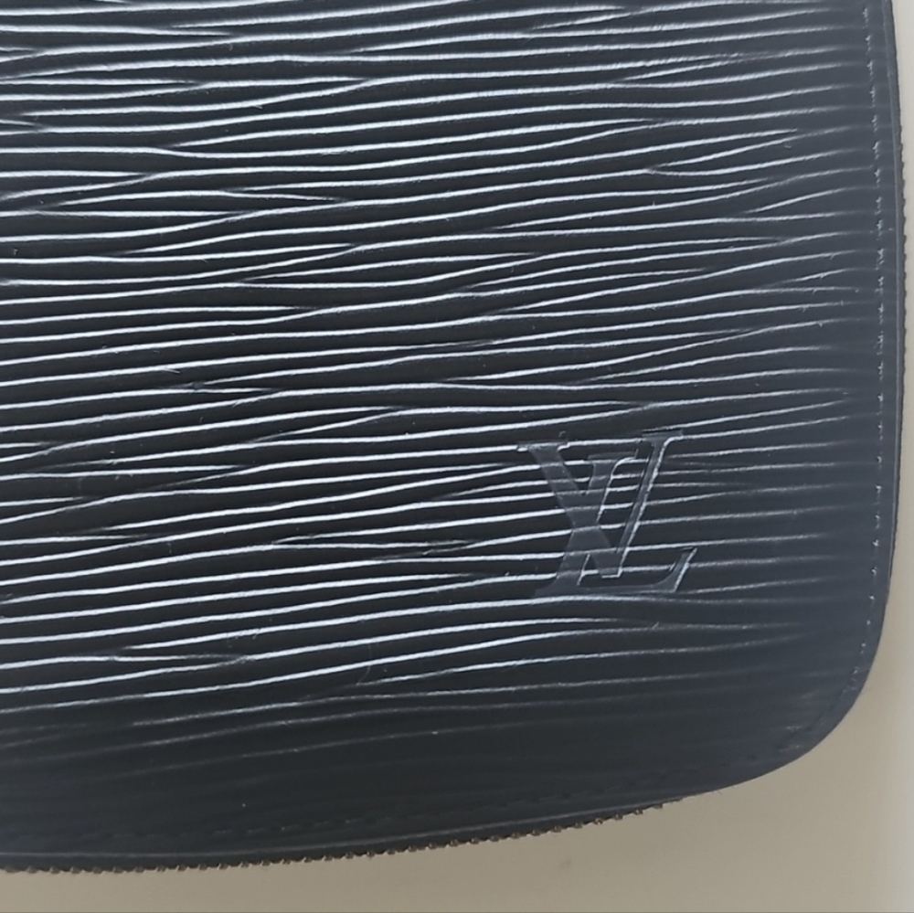 Louis Vuitton Black Epi Zip Organizer Wallet Clutch - Picture 2 of 11